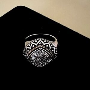 Effy 925 silver and 18 carat gold diamond pave ring